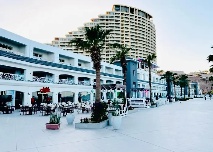 شاليه Porto Sokhna Water Front A *