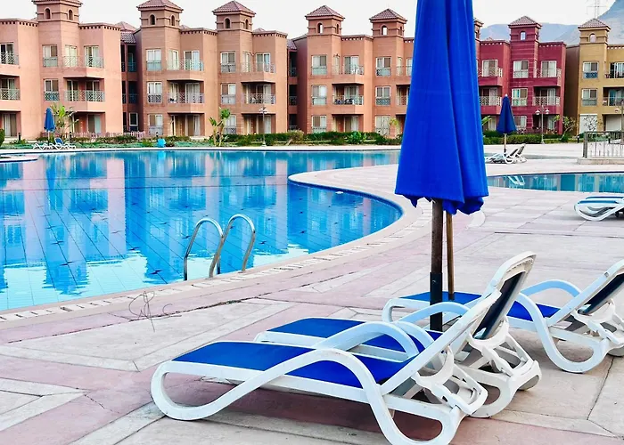 Porto Sokhna Water Front A Chalet Ain Suchna