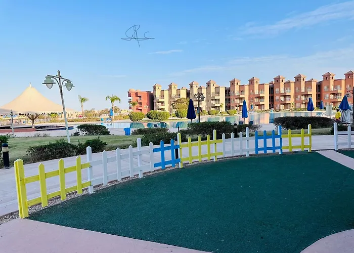شاليه Porto Sokhna Water Front A *